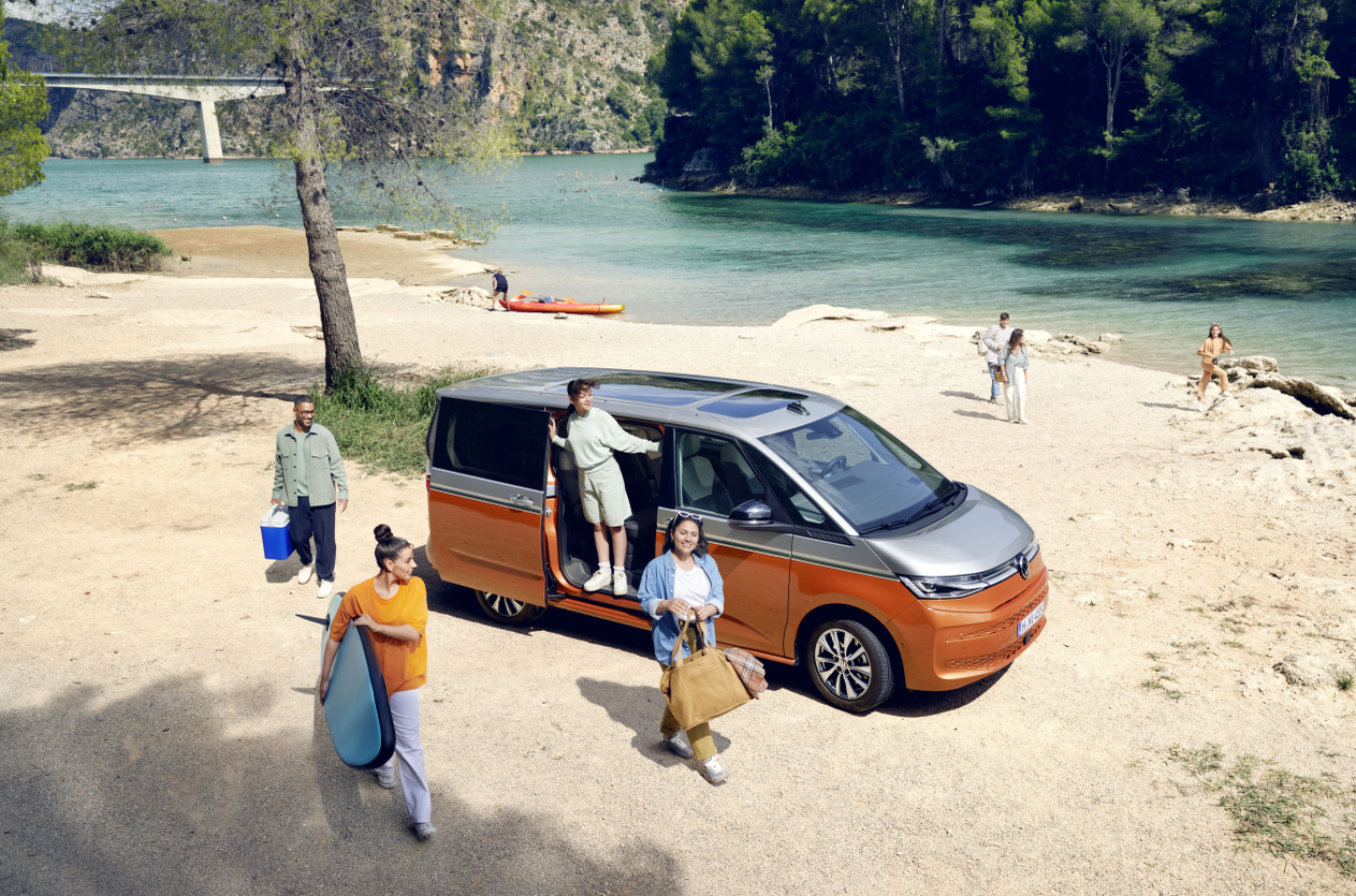 Akční nabídka užitkových vozů Volkswagen Caddy, Multivan a Crafter s balíkem výhod