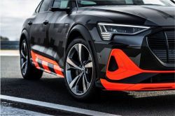 Dynamický, hbitý a elektrický: Audi představuje koncept pohonu pro modely e-tron S 