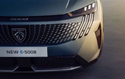 Peugeot 5008 získal ocenění „Zlatý volant“ pro nejlepší rodinný vůz